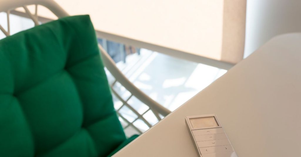 How to Program Motorized Shades A Comprehensive Guide for Homeowners